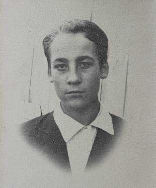 А. В. Емельянов в школьные годы